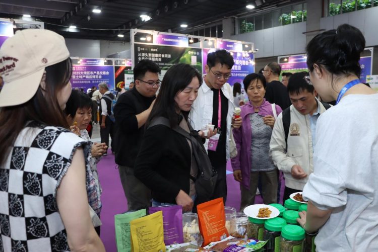 1765779726-5f01b70e5fc11f9 1765779726-5f01b70e5fc11f9